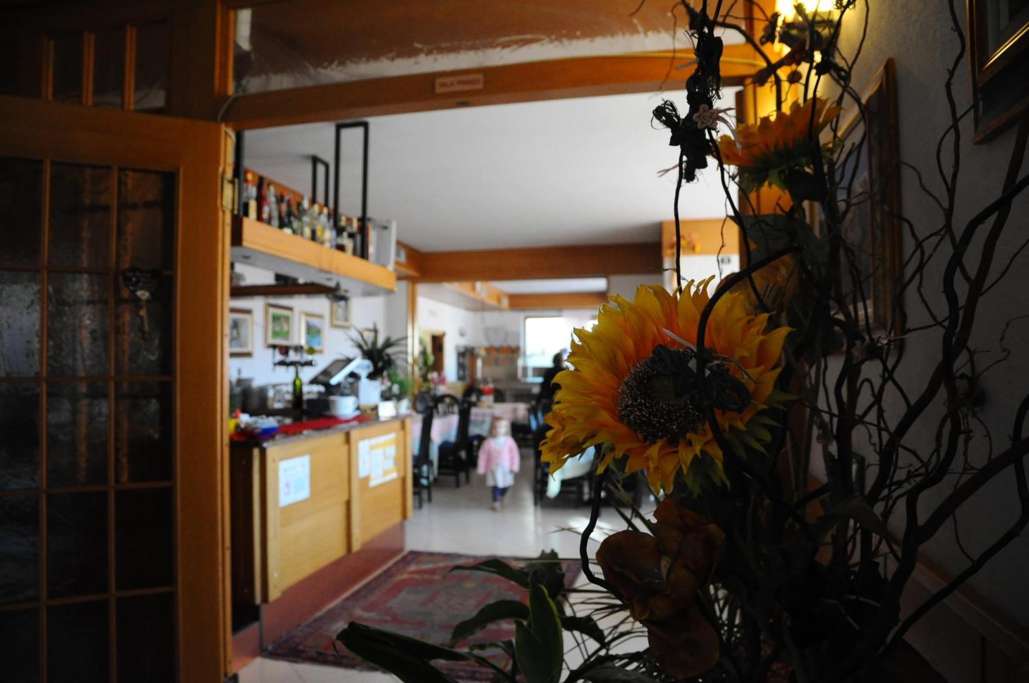 Hotel Cristina Tenno Extérieur photo