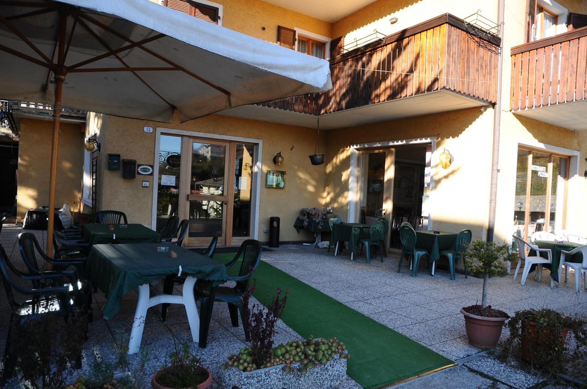 Hotel Cristina Tenno Extérieur photo