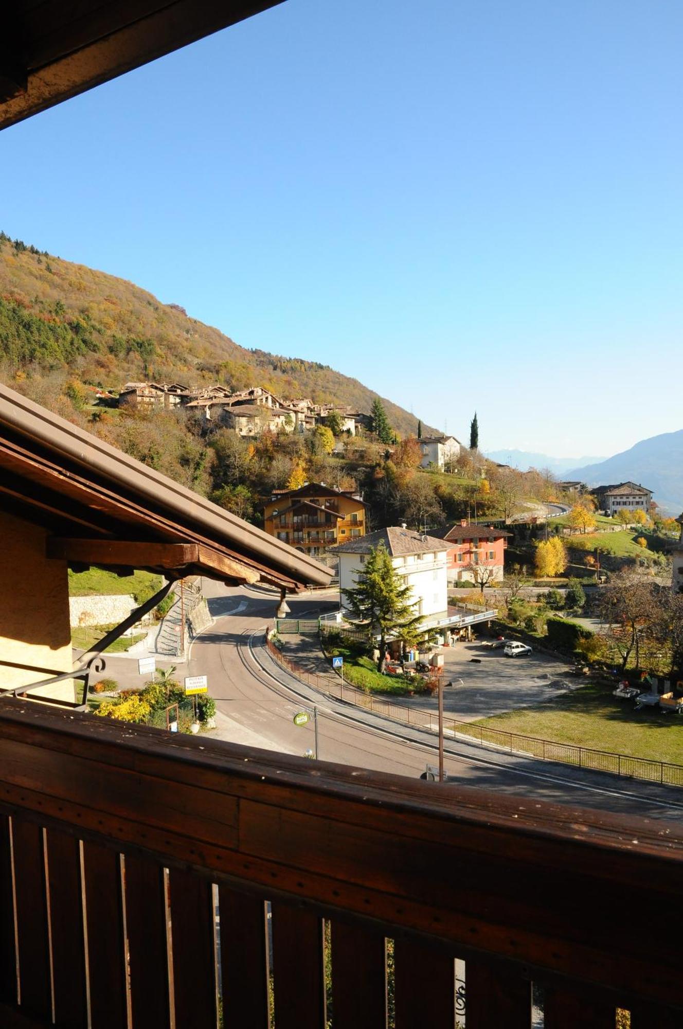 Hotel Cristina Tenno Extérieur photo